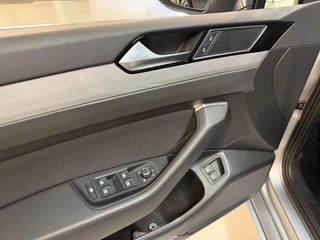 Volkswagen Passat – thumbnail 25