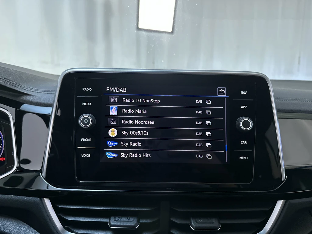 Volkswagen T-Roc – foto 19