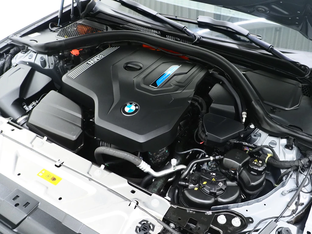 BMW 3 Serie – foto 12