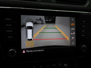 Škoda Superb – thumbnail 32