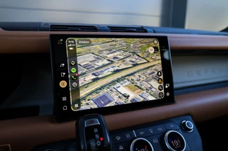 Land Rover Defender – thumbnail 52