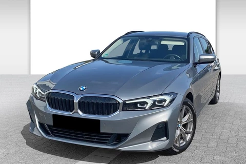 BMW 3 Serie Touring 320d 190 PK Trekhaak Camera Keyless-Go LED EL. Stoelbediening