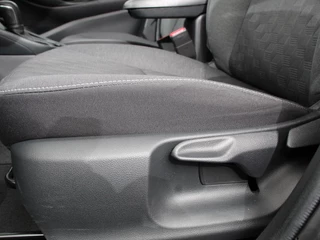 Toyota Yaris – thumbnail 12