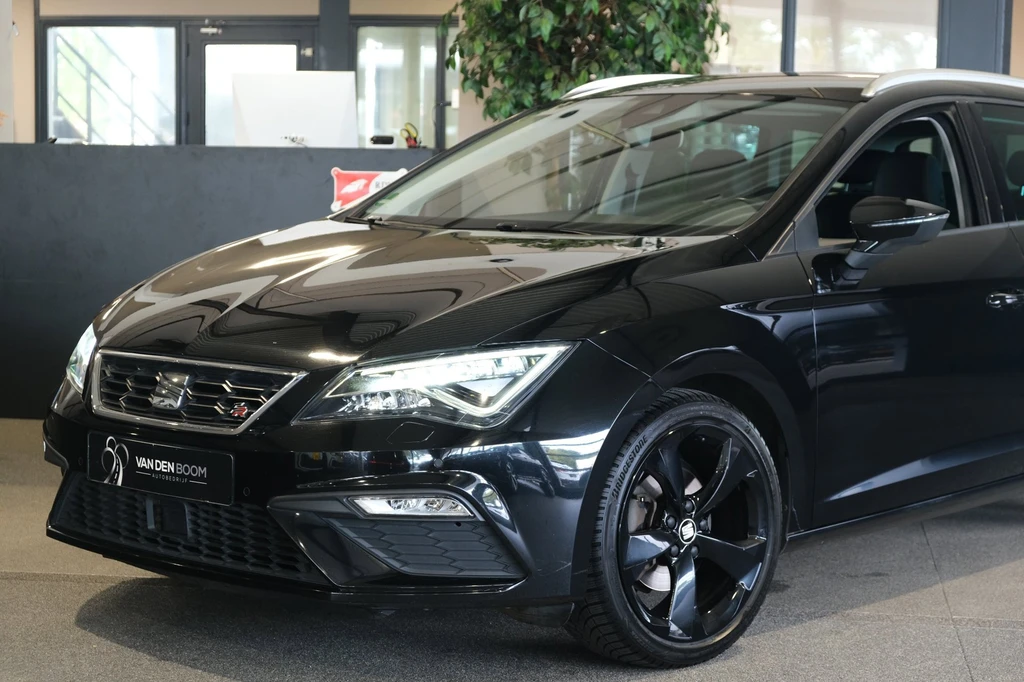 SEAT Leon – foto 2