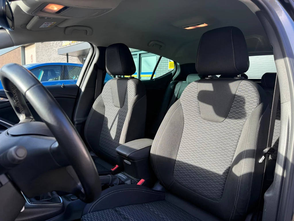 Opel Astra – foto 29