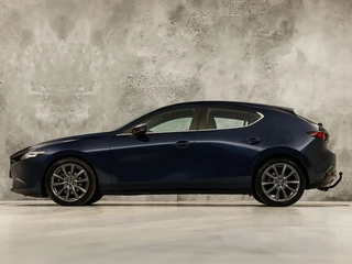 Mazda 3 – thumbnail 2