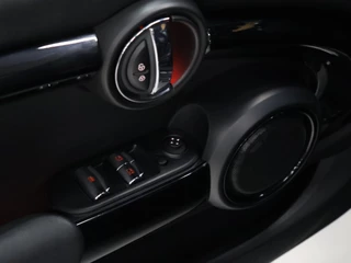 MINI Cooper Cabrio – thumbnail 12