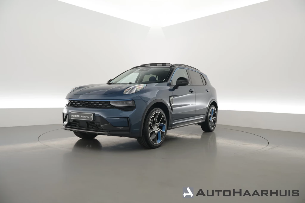 Lynk & Co 01 – foto 1