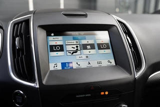 Ford S-Max – thumbnail 25