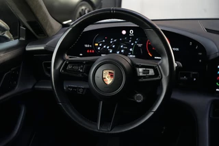 Porsche Taycan – thumbnail 9