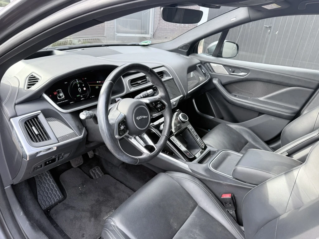 Jaguar I-PACE – foto 8