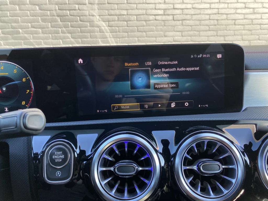 Mercedes-Benz CLA – foto 32