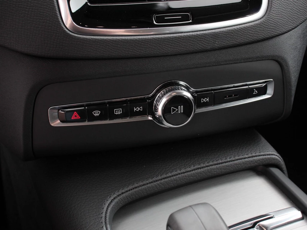 Volvo XC90 – foto 25