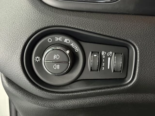 Jeep Renegade – thumbnail 20