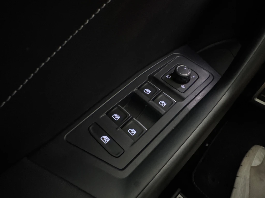 Volkswagen T-Roc – foto 13