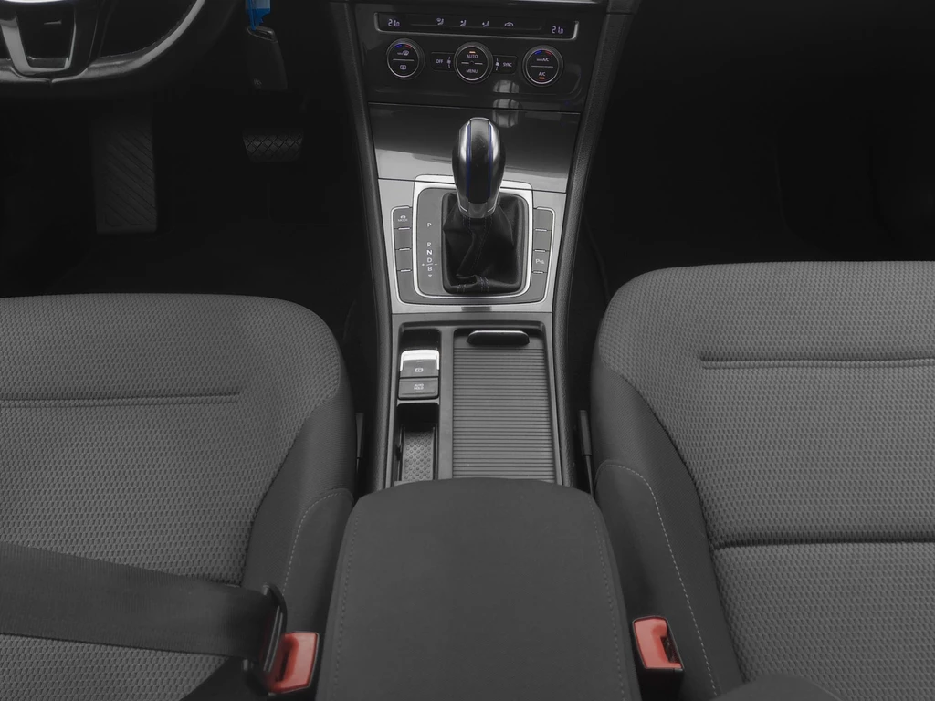 Volkswagen e-Golf – foto 27