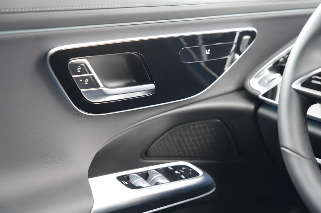 Mercedes-Benz E-Klasse – foto 12