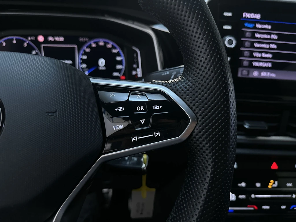 Volkswagen T-Roc – foto 22