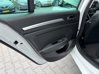 Renault Mégane Estate – thumbnail 9
