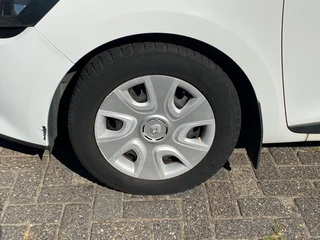 Renault Clio – thumbnail 8