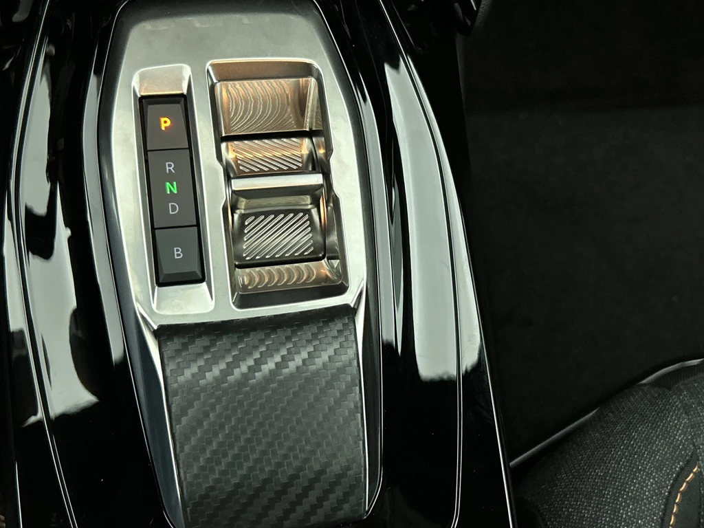 Peugeot e-2008 – foto 15
