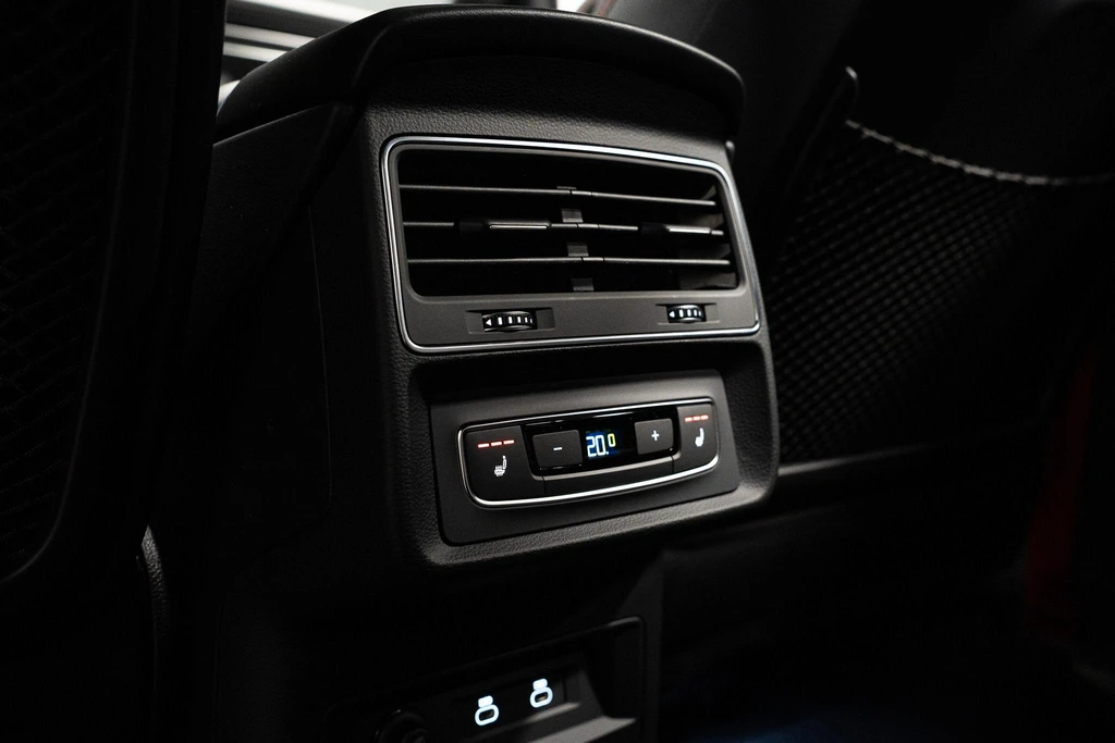 Audi Q8 – foto 32