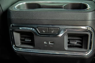 Chevrolet Silverado – thumbnail 12