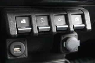 Suzuki Jimny – thumbnail 13