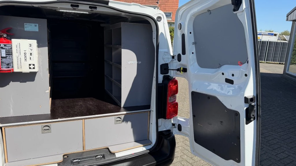 Opel Vivaro – foto 18