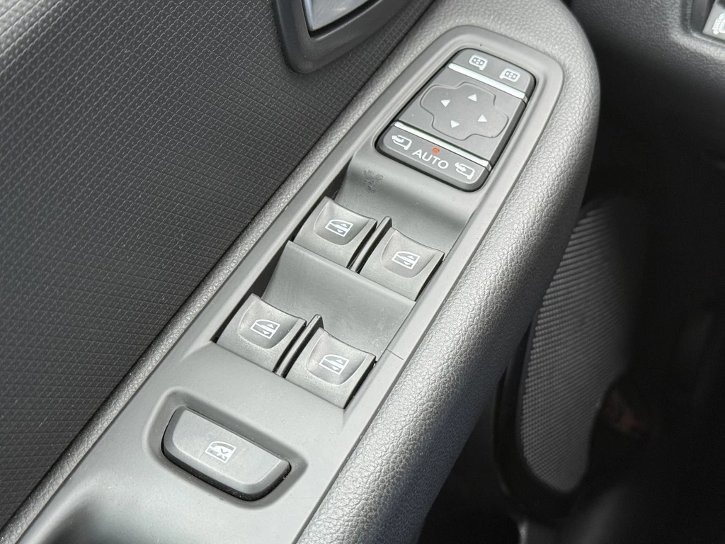 Renault Clio – foto 12