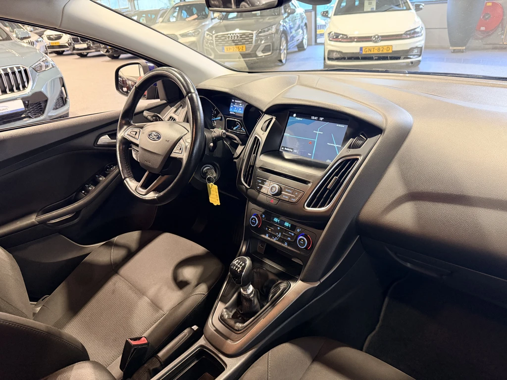 Ford Focus – foto 16