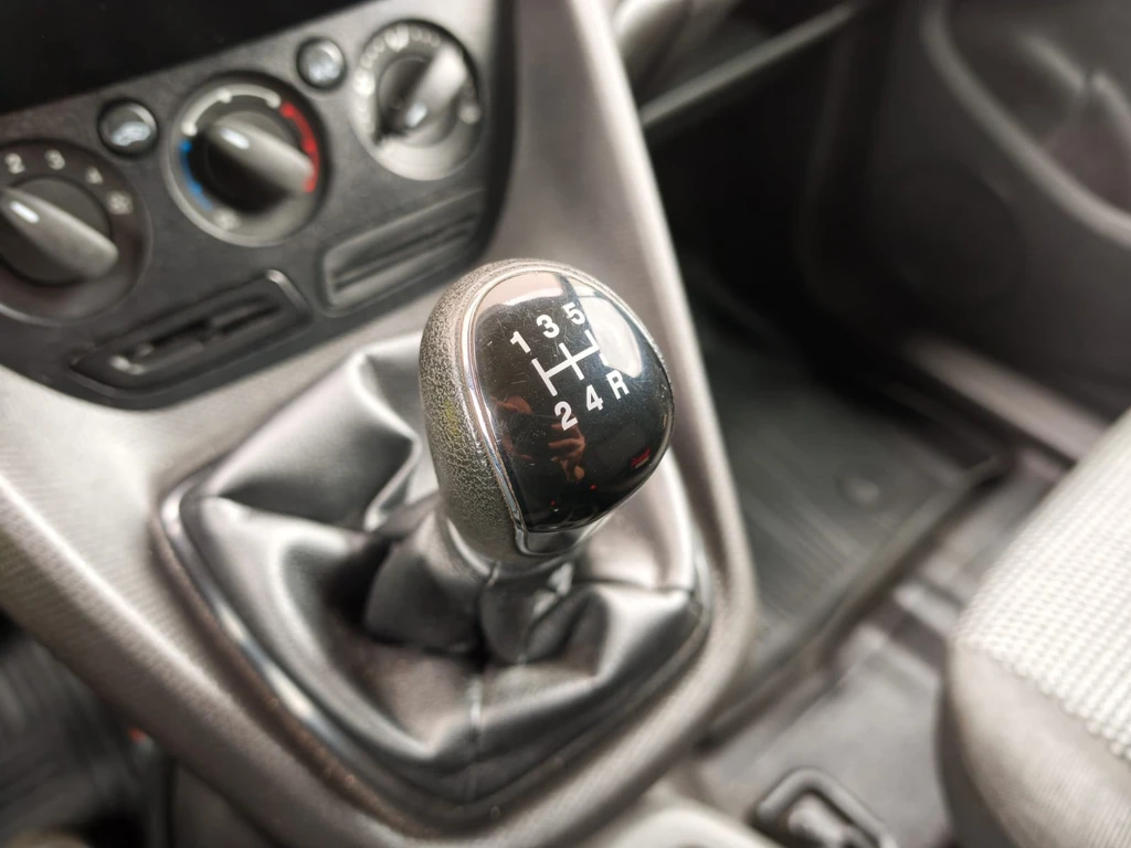 Ford Transit Connect – foto 21