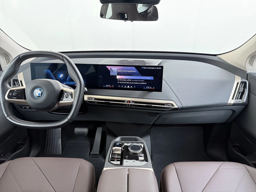 BMW iX – foto 10