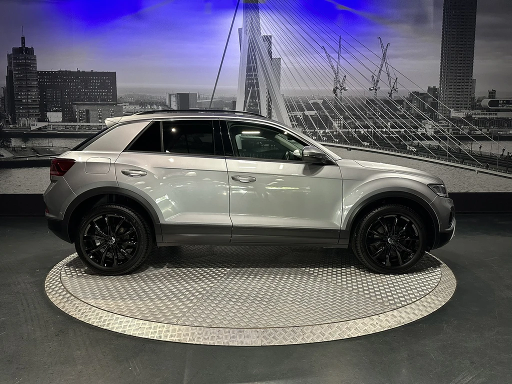 Volkswagen T-Roc – foto 12