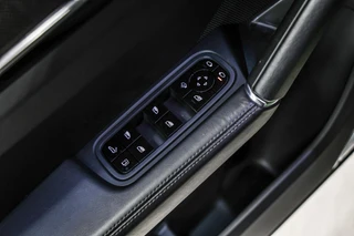 Porsche Cayenne – thumbnail 39