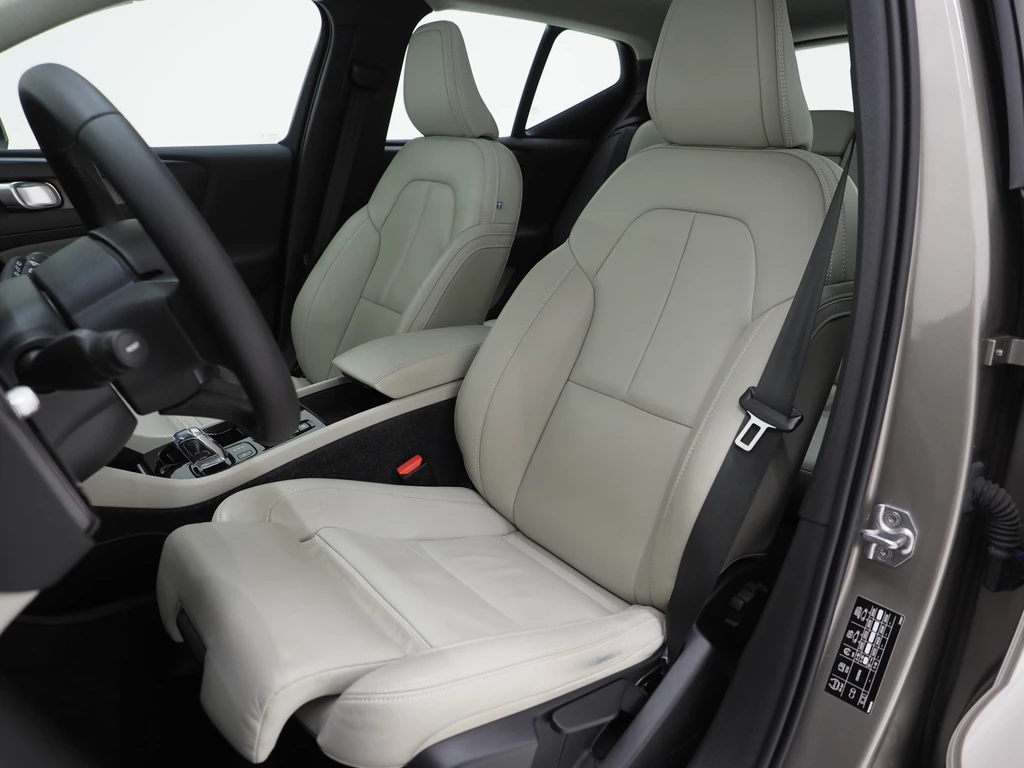 Volvo XC40 – foto 8