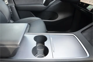 Tesla Model Y – thumbnail 9