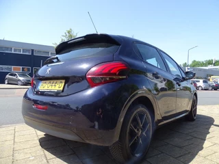 Peugeot 208 – thumbnail 4