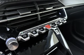 Peugeot 208 – thumbnail 23