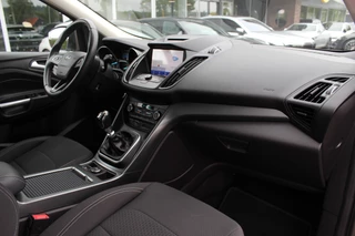Ford Kuga – thumbnail 15