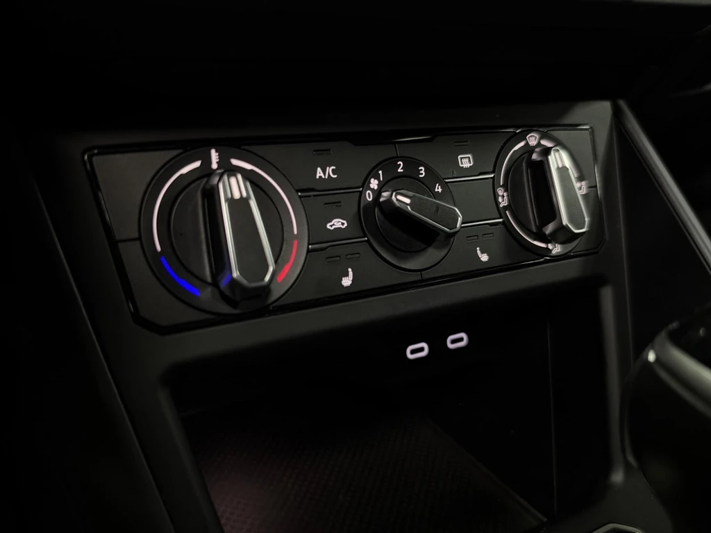 Volkswagen Taigo – foto 24