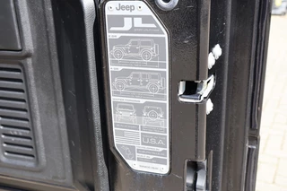 Jeep Wrangler – thumbnail 21