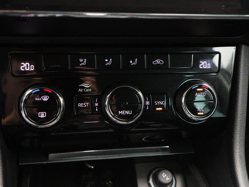 Škoda Superb – foto 25