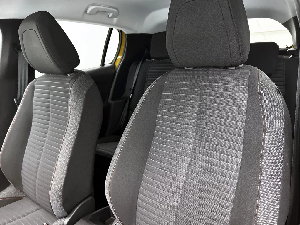Peugeot 208 – foto 10