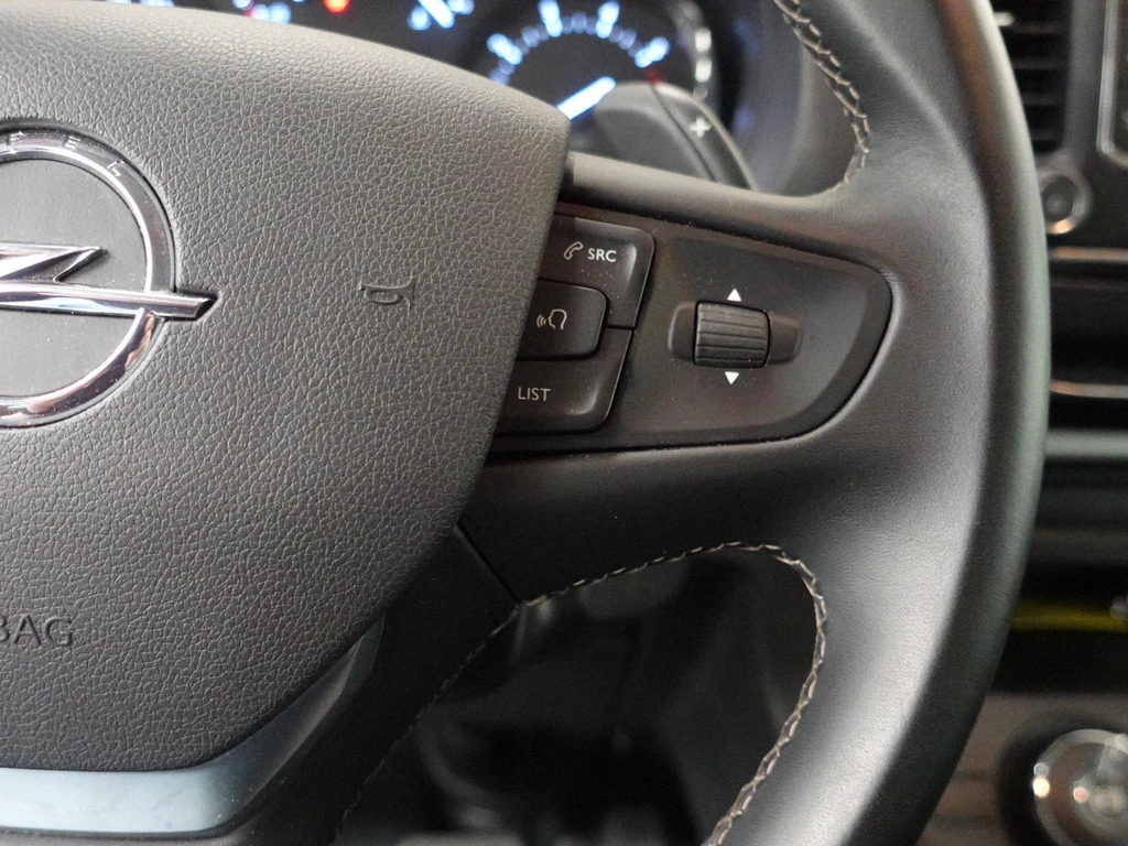 Opel Vivaro – foto 21