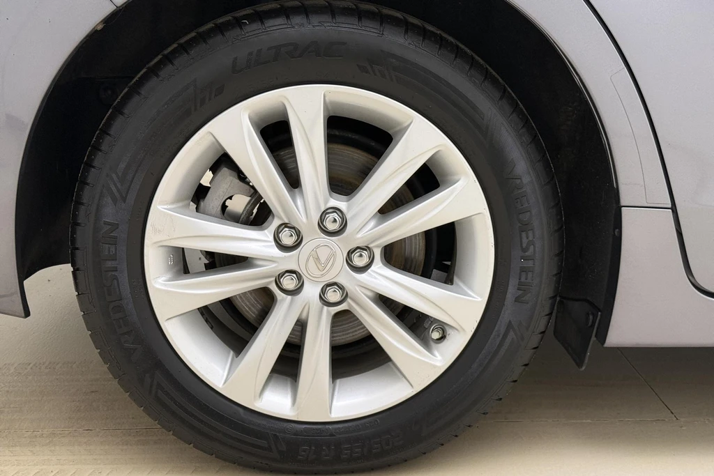 Lexus CT – foto 12