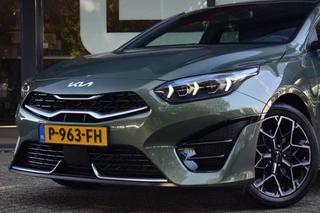 Kia ProCeed – thumbnail 2