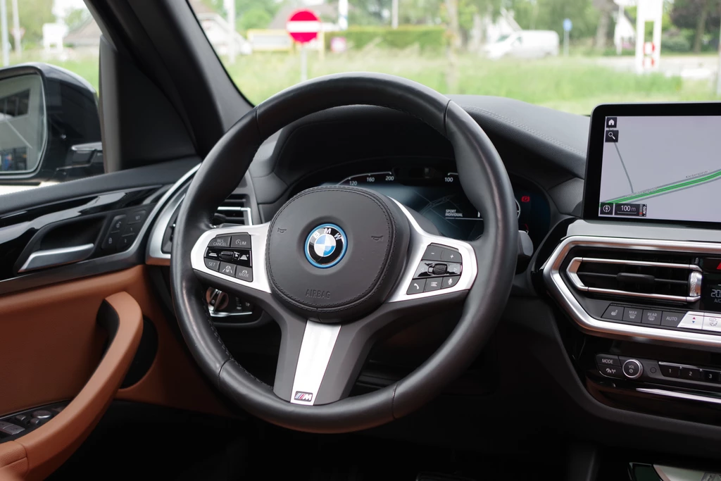 BMW iX3 – foto 11