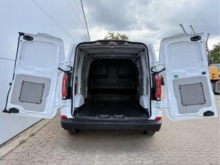 Ford E-Transit Custom – thumbnail 14