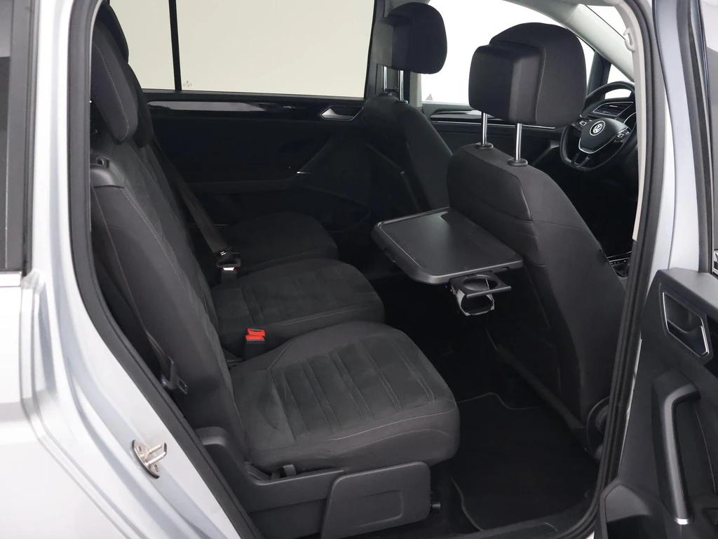 Volkswagen Touran – foto 16